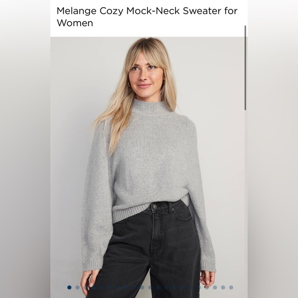 Old Navy Sweaters - NWT✨Old Navy mock neck sweater